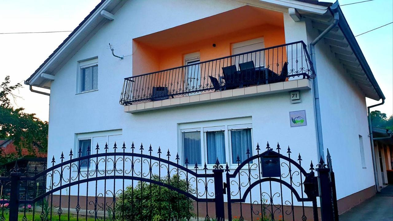 Villa Papuk Vocin Exteriör bild
