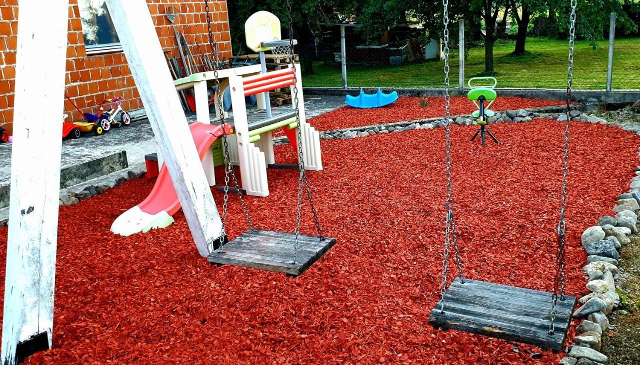 Villa Papuk Vocin Exteriör bild